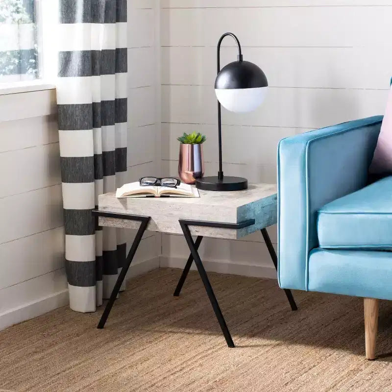 Jett Accent Table - ACC4201 - Light Grey/Black - Safavieh