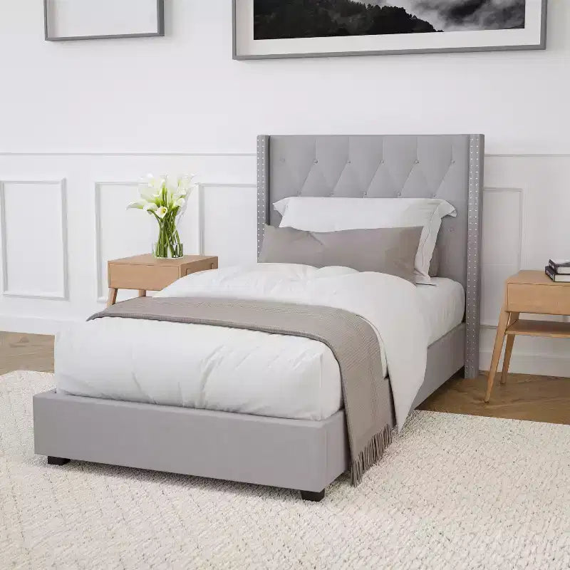 Merrick Lane Upholstered Platform Bed with Button Tufted Headboard