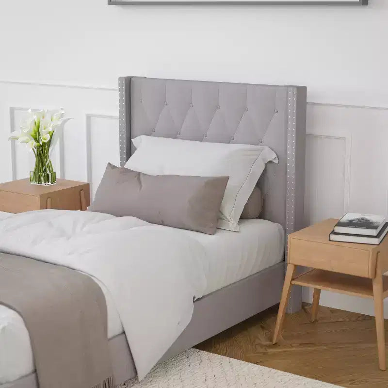 Merrick Lane Upholstered Platform Bed with Button Tufted Headboard