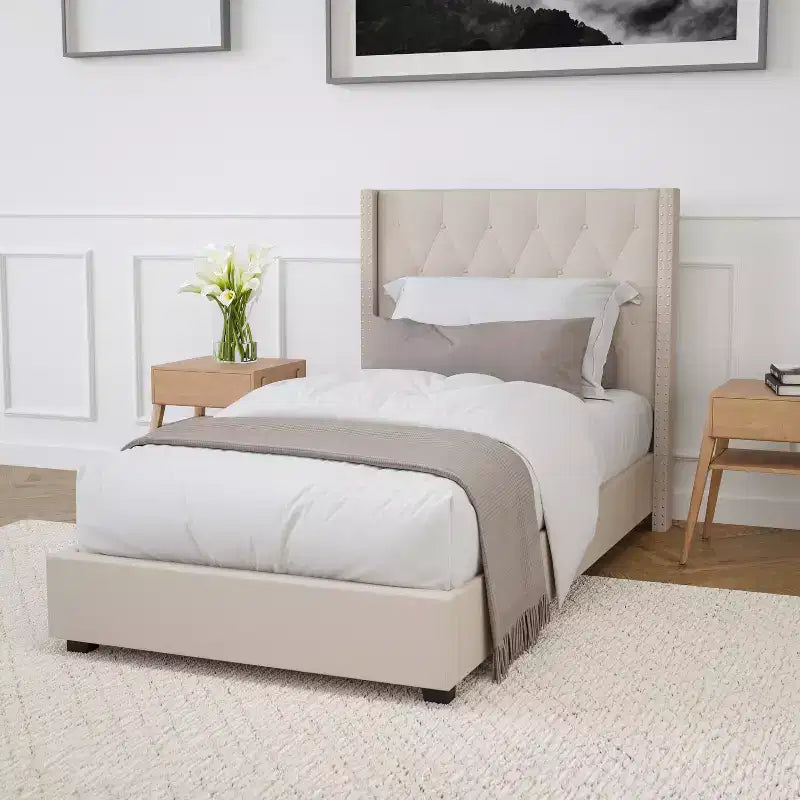 Merrick Lane Upholstered Platform Bed with Button Tufted Headboard