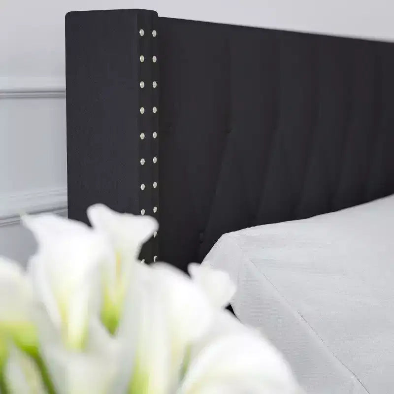 Merrick Lane Upholstered Platform Bed with Button Tufted Headboard