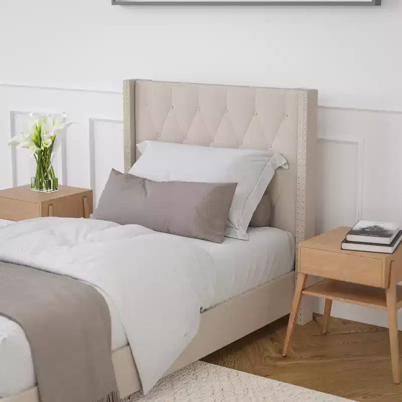 Merrick Lane Upholstered Platform Bed with Button Tufted Headboard